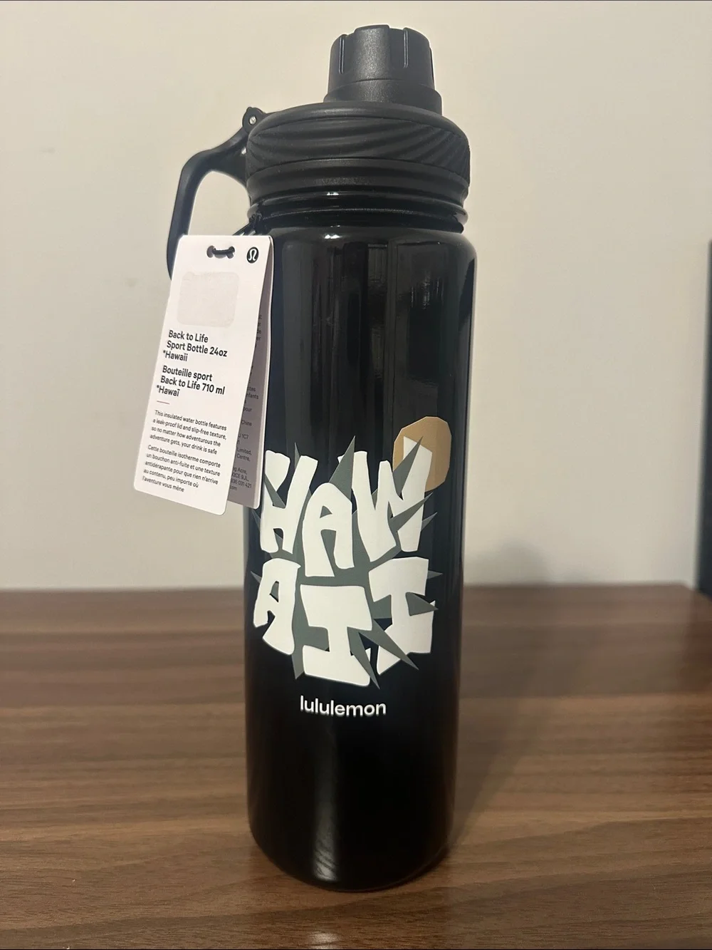 NWT Lululemon Back to Life Sport Bottle 24oz *Hawaii Black